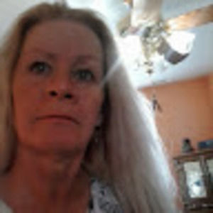 Meet your Posher, Debra